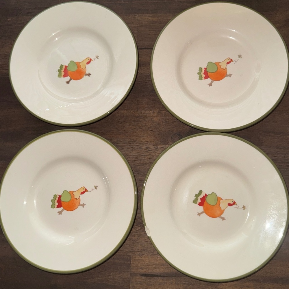 Set of 4 Pottery Barn Thanksgiving dessert plates